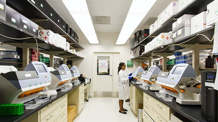 Healthcare laboratory